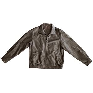 {Roundtree & Yorke} Genuine Leather Bomber Jacket
